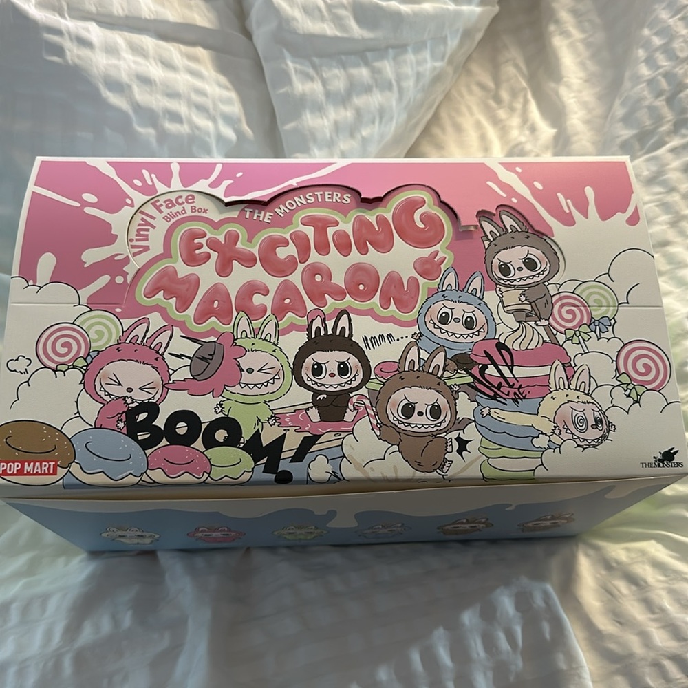 Authentic New Unopened popmart Labubu Exciting Macaron Vinyl Face - The Monsters - Picture 4 of 4
